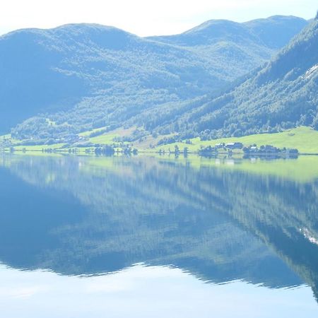Lake View Holiday Stay In Jolster Årdal エクステリア 写真