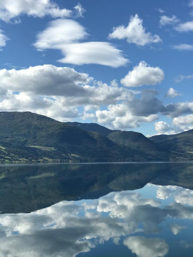 Lake View Holiday Stay In Jolster Årdal エクステリア 写真