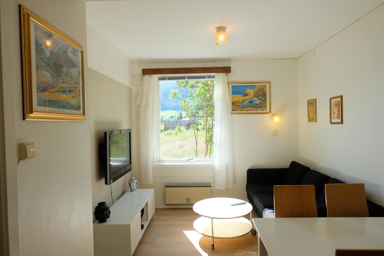 Lake View Holiday Stay In Jolster Årdal エクステリア 写真