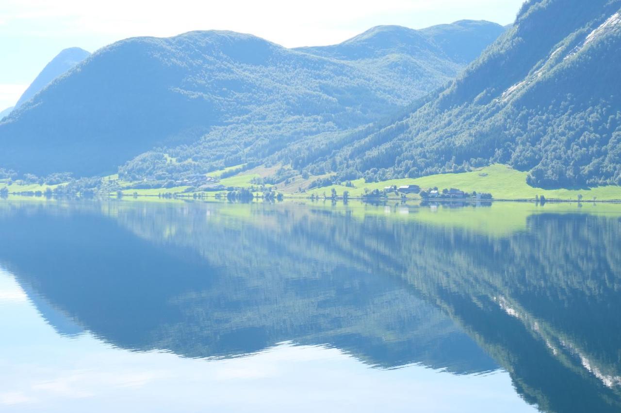 Lake View Holiday Stay In Jolster Årdal エクステリア 写真